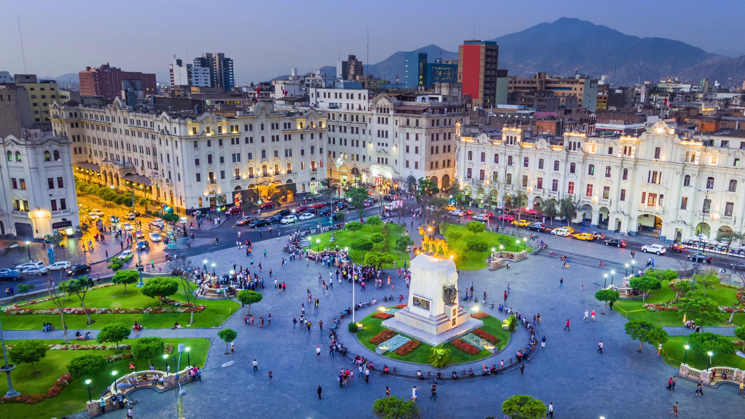 Lima_Plaza_San_Martín